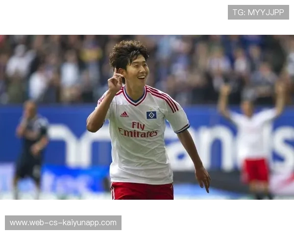 孙兴慜回撤接球后实现超快推进，热刺形成半场压制